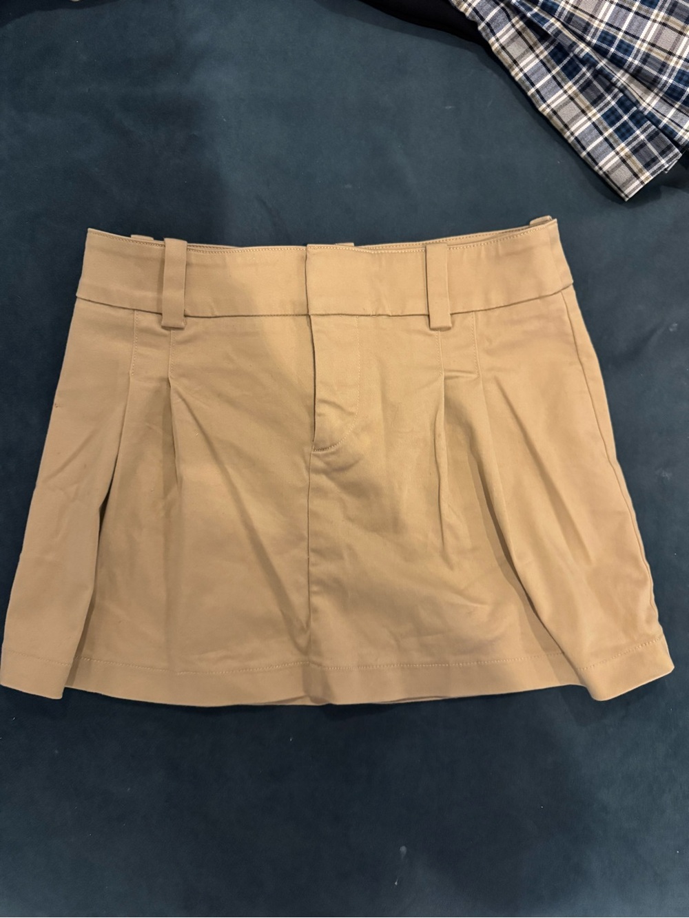 SUNDAY BEST beige skirt